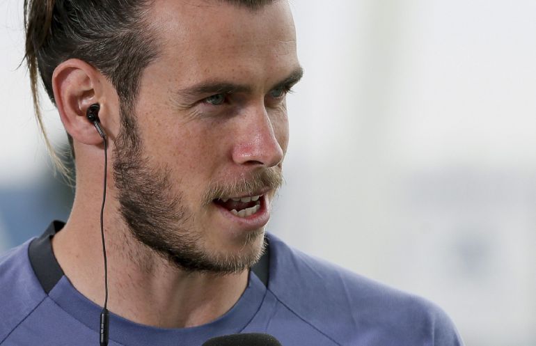 Bale responde una pregunta Bale responde una pregunta