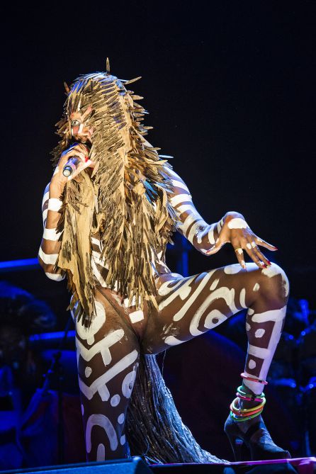 Grace Jones, sobre el escenario del Primavera Sound. Grace Jones, sobre el escenario del Primavera Sound.