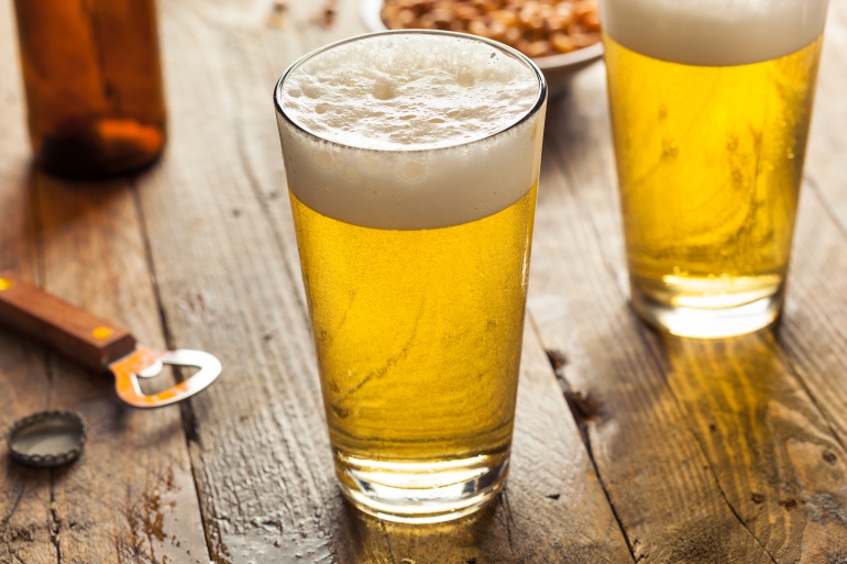 ¿Unas cañitas? ¿Unas cañitas?