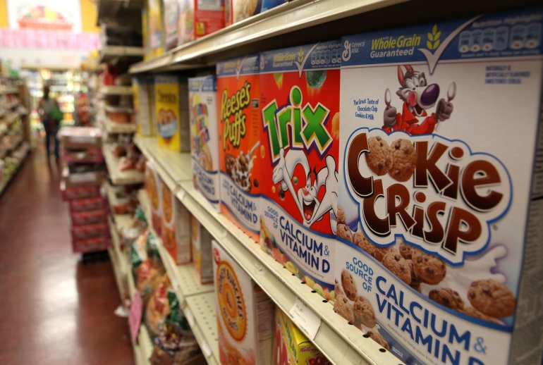 "99 de los 100 alimentos para niños analizados tenían exceso de azúcar, grasas, sal…" "99 de los 100 alimentos para niños analizados tenían exceso de azúcar, grasas, sal…"