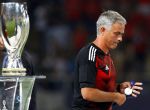 Soccer Football - Real Madrid v Manchester United - Super Cup Final - Skopje, Macedonia - August 8, 2017 Manchester United manager Jose Mourinho dejected after defeat in the Super Cup Final REUTERS/Ognen Teofilovski