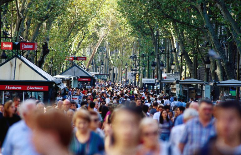 Las Ramblas de Barcelona, cada vez más masificadas Las Ramblas de Barcelona, cada vez más masificadas