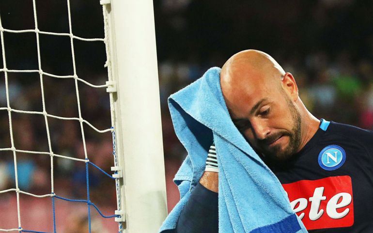 Pepe Reina durante su último partido con el Nápoles Pepe Reina durante su último partido con el Nápoles