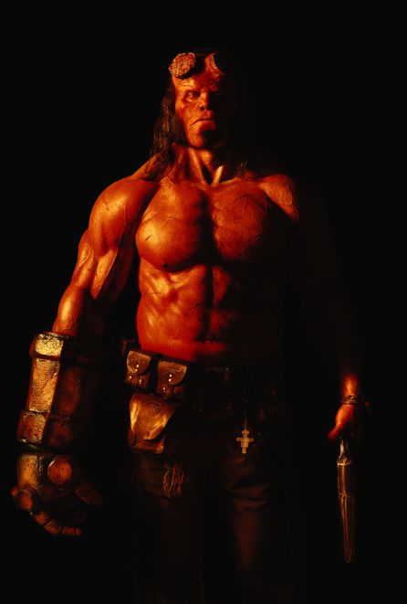 El nuevo Hellboy de David Harbour. El nuevo Hellboy de David Harbour.