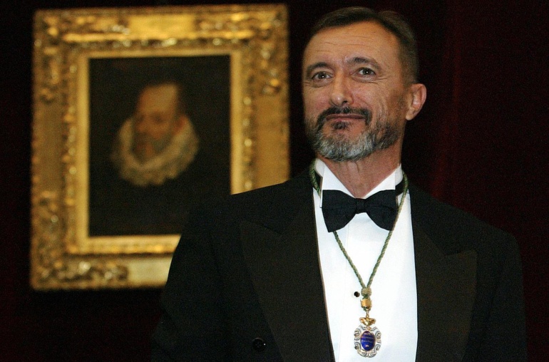 El escritor Arturo Pérez Reverte El escritor Arturo Pérez Reverte