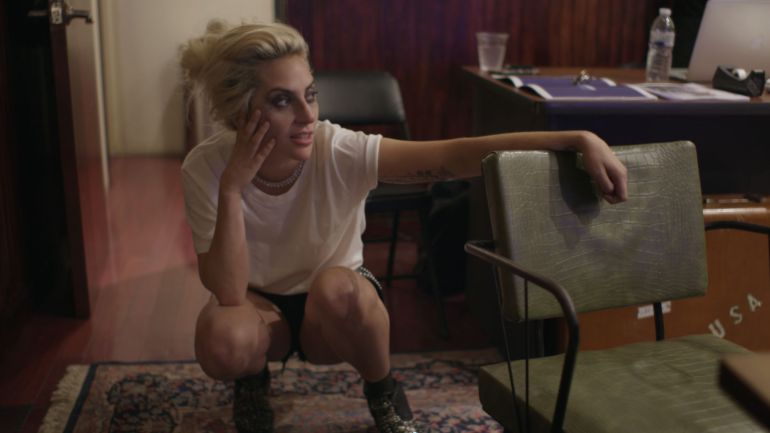 Lady Gaga, en uno de los momentos del documental Lady Gaga, en uno de los momentos del documental