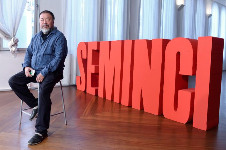El activista chino Ai Weiwei presenta el documental "Human flow", una reflexión sobre la actual crisis de los refugiados, que compite dentro de la Sección Oficial de la 62ª Semana Internacional de Cine de Valladolid (Seminci) El activista chino Ai Weiwei presenta el documental "Human flow", una reflexión sobre la actual crisis de los refugiados, que compite dentro de la Sección Oficial de la 62ª Semana Internacional de Cine de Valladolid (Seminci)