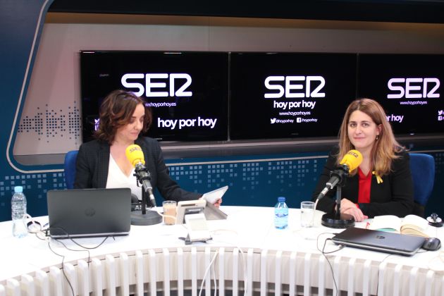 Pepa Bueno y Marta Pascal, momentos antes de comenzar la entrevista. Pepa Bueno y Marta Pascal, momentos antes de comenzar la entrevista.