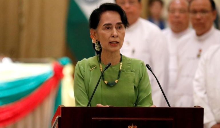Aung San Suu Kyi, premio Nobel de la Paz. Aung San Suu Kyi, premio Nobel de la Paz.