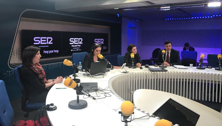 El debate se ha celebrado en los estudios de la Cadena SER. El debate se ha celebrado en los estudios de la Cadena SER.