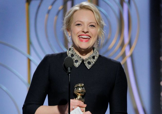 Elisabeth Moss recoge su primer Globo de Oro por 'El cuento de la criada' Elisabeth Moss recoge su primer Globo de Oro por 'El cuento de la criada'