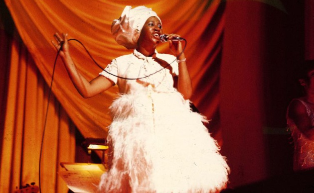 Aretha Franklin durante una actuación a final de los 60 Aretha Franklin durante una actuación a final de los 60
