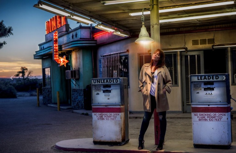 La cantante Beth Hart en una fotografía promocional La cantante Beth Hart en una fotografía promocional