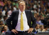 Play Basket: Aíto: "Parece que el Barça no puede con la presión" (05/02/18)