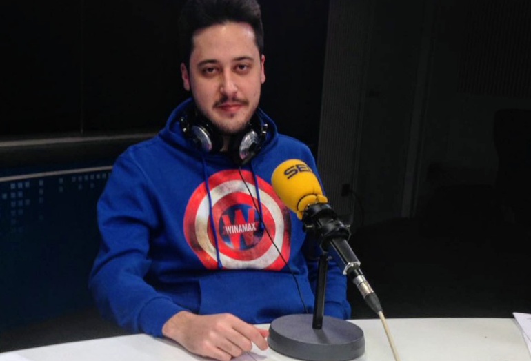 Adrián Mateos antes de su entrevista en 'La Ventana' Adrián Mateos antes de su entrevista en 'La Ventana'