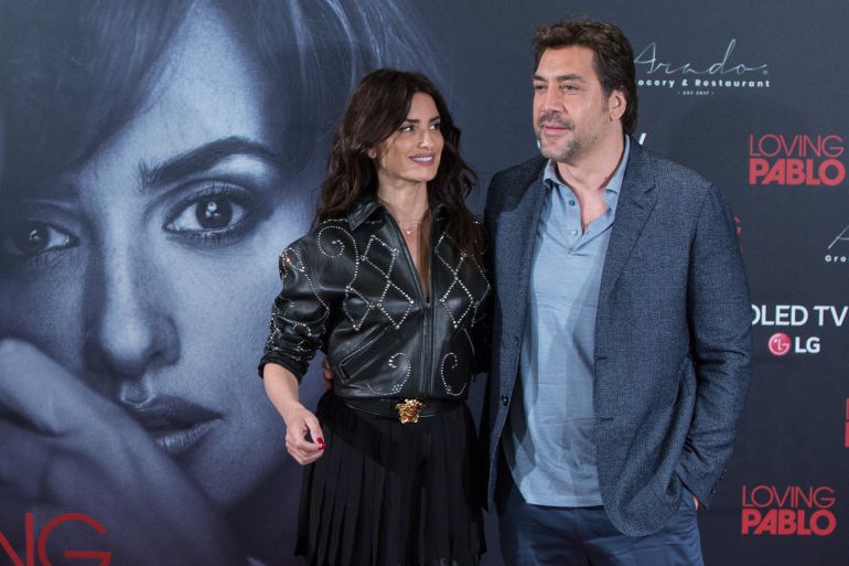 Actress Penelope Cruz and actor Javier Bardem attend 'Loving Pablo' photocall at Melia Serrano Hotel on March 6, 2018 in Madrid, Spain Actress Penelope Cruz and actor Javier Bardem attend 'Loving Pablo' photocall at Melia Serrano Hotel on March 6, 2018 in Madrid, Spain