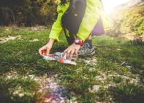 ‘Plogging’: el deporte ecológico que le hemos copiado a los suecos