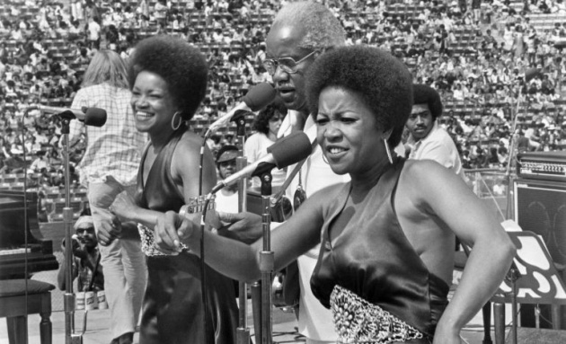 The Staples Singers durante una actuación en 1970 The Staples Singers durante una actuación en 1970