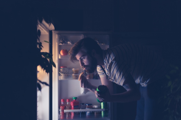 Cómo identificar el síndrome del comedor nocturno Cómo identificar el síndrome del comedor nocturno