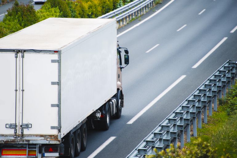 Camioneros contratados por minutos Camioneros contratados por minutos