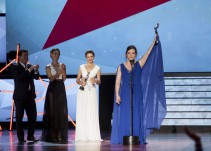 Daniela Vega y su drama sobre la identidad de género deslumbran en la noche del cine iberoamericano