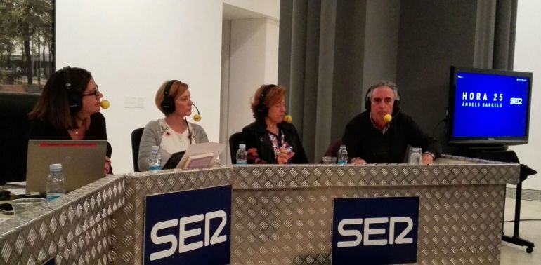 Àngels Barceló en la mesa del especial de 'Hora 25' desde San Sebastián Àngels Barceló en la mesa del especial de 'Hora 25' desde San Sebastián