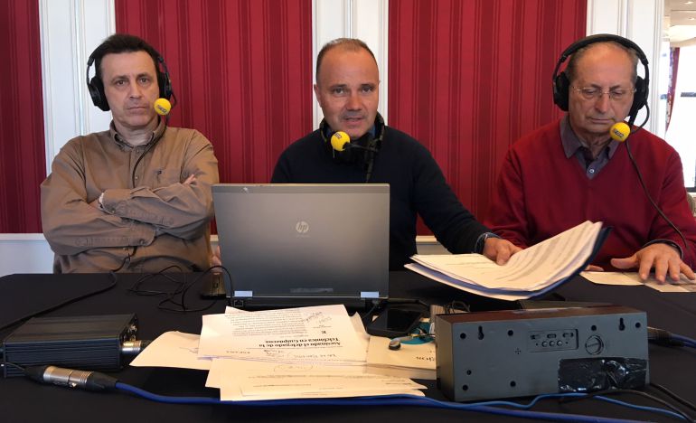 José Antonio Marcos con los invitados de 'Hora 14' en el programa especial emitido desde San Sebastián. José Antonio Marcos con los invitados de 'Hora 14' en el programa especial emitido desde San Sebastián.