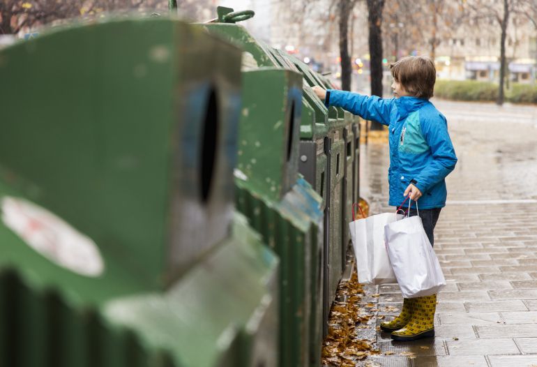 “Al reciclar evitamos la emisión de 1.300.000 toneladas de CO2” “Al reciclar evitamos la emisión de 1.300.000 toneladas de CO2”