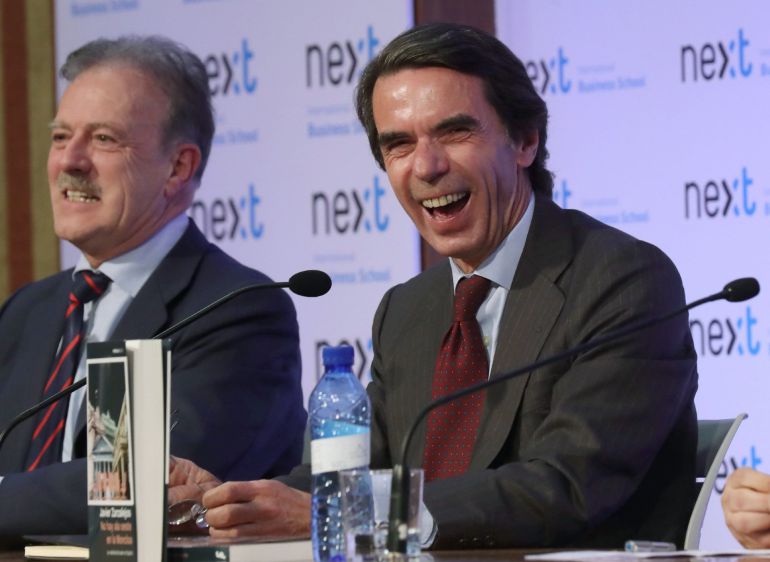Aznar se ofrece para dar conversación a gente que esté muy sola Aznar se ofrece para dar conversación a gente que esté muy sola