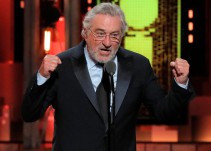 Que te jodan, Trump: el discurso de Robert De Niro que puso en pie a los Tony