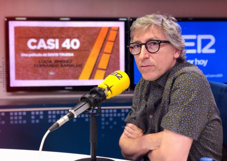 David Trueba, director, en los estudios de la Cadena SER. David Trueba, director, en los estudios de la Cadena SER.