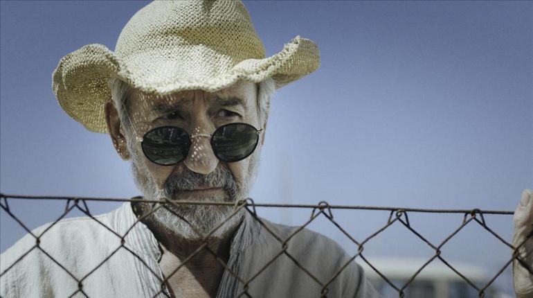José Sacristán, un hippie "hasta el forro de los huevos": José Sacristán, un hippie "hasta el forro de los huevos" José Sacristán, un hippie "hasta el forro de los huevos": José Sacristán, un hippie "hasta el forro de los huevos"
