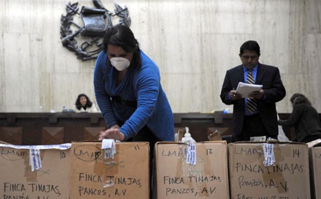 Pruebas presentadas durante el juicio en el Tribunal de Mayor Riesgo de Guatemala en febrero de 2016. Pruebas presentadas durante el juicio en el Tribunal de Mayor Riesgo de Guatemala en febrero de 2016.