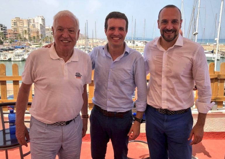José Manuel García-Margallo, Pablo Casado y Elio Cabanes José Manuel García-Margallo, Pablo Casado y Elio Cabanes