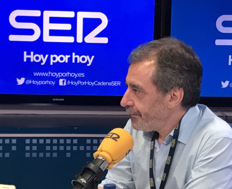 El director del Museo Reina Sofía, Manuel Borja-Villel, en los estudios de la Cadena SER. El director del Museo Reina Sofía, Manuel Borja-Villel, en los estudios de la Cadena SER.