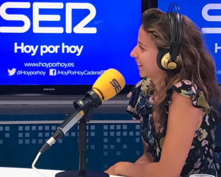 Irene Escolar en los estudios de la Cadena SER. Irene Escolar en los estudios de la Cadena SER.