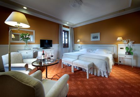 Regalazo de Carrusel y el Hotel Alhambra Palace en la porra de la app del programa Regalazo de Carrusel y el Hotel Alhambra Palace en la porra de la app del programa