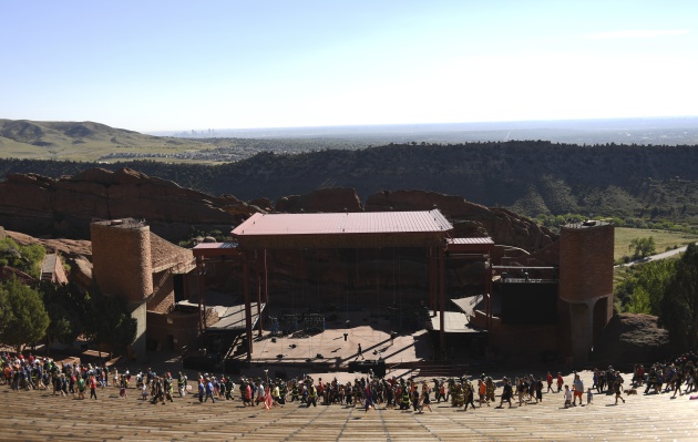 El Red Rocks Amphitheatre antes de un concierto El Red Rocks Amphitheatre antes de un concierto