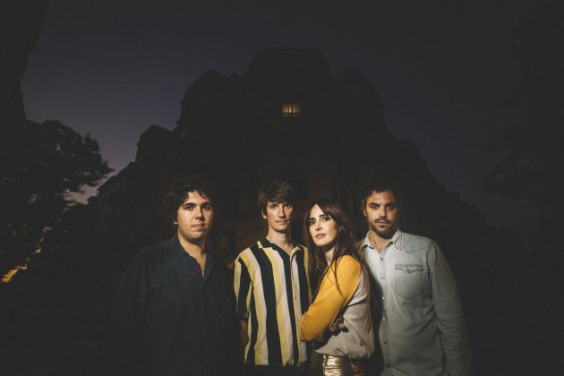 De izquierda a derecha: Álex, Íñigo, Amaia e Iñaki. Ellos son Kokoshca De izquierda a derecha: Álex, Íñigo, Amaia e Iñaki. Ellos son Kokoshca