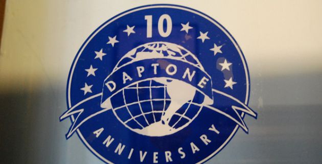 Logo de Daptone en sus oficinas en Brooklyn Logo de Daptone en sus oficinas en Brooklyn