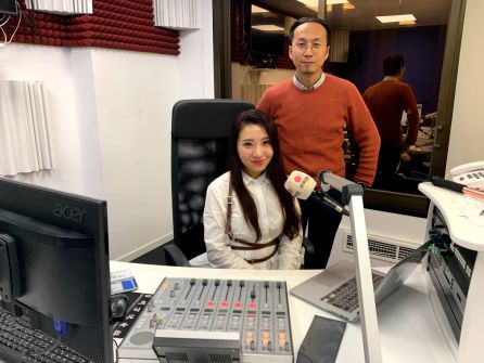 La radio de los chinos en España La radio de los chinos en España