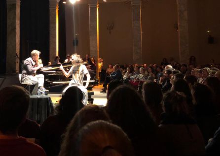 'A Vivir...' desde el Círculo de Bellas Artes 'A Vivir...' desde el Círculo de Bellas Artes