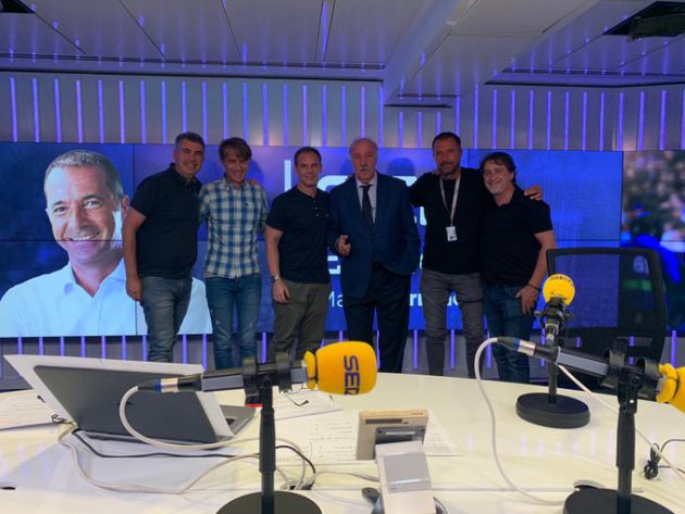 Del Bosque: "Alguno se atrevió a decir que Ronaldo estaba amortizado y no pasaba nada porque se fuera" Del Bosque: "Alguno se atrevió a decir que Ronaldo estaba amortizado y no pasaba nada porque se fuera"