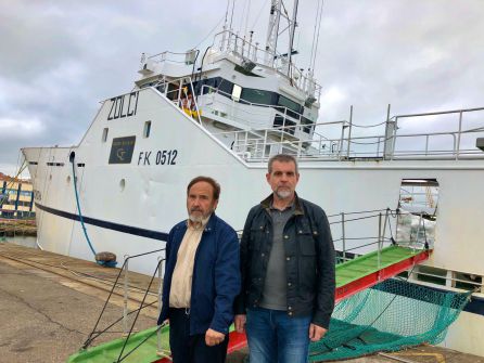 Antonio y Eligio, dos generaciones de capitanes de pesca. Antonio y Eligio, dos generaciones de capitanes de pesca.