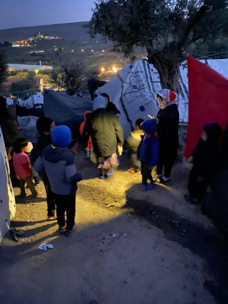 El colegio de Moria, un milagro en la isla de Lesbos El colegio de Moria, un milagro en la isla de Lesbos