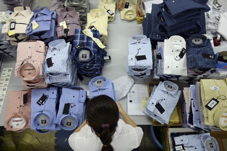 La mayoría de empresas producen su ropa fuera de España La mayoría de empresas producen su ropa fuera de España