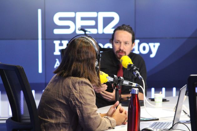Pablo Iglesias, durante la entrevista en 'Hoy por Hoy' con Àngels Barceló Pablo Iglesias, durante la entrevista en 'Hoy por Hoy' con Àngels Barceló