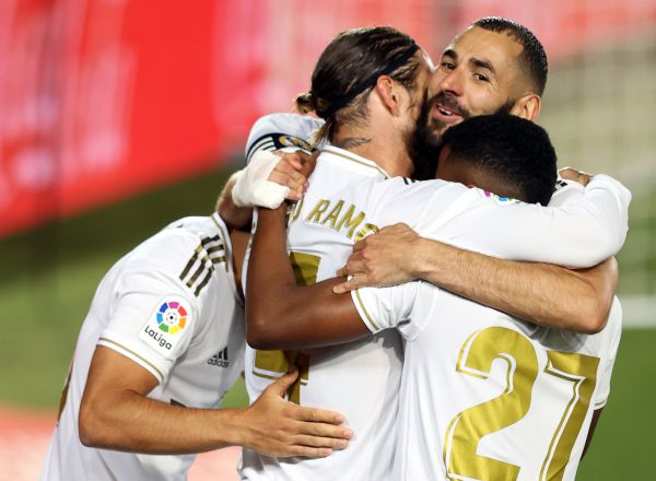 Jugadores del Real Madrid celebrando un gol