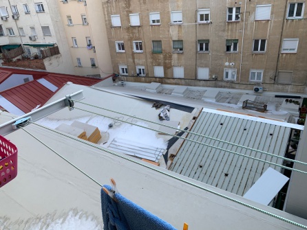 Patio de vecinos en el barrio de Prosperidad, donde se están construyendo las 38 cocinas fantasma Patio de vecinos en el barrio de Prosperidad, donde se están construyendo las 38 cocinas fantasma