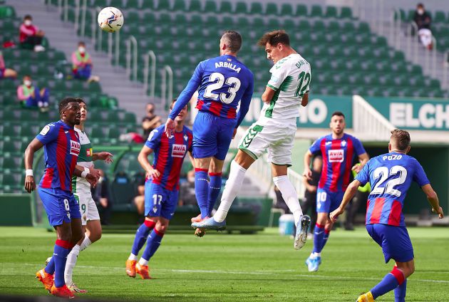 Elche CF y SD Eibar tienen los peores pronósticos para evitar el descenso Elche CF y SD Eibar tienen los peores pronósticos para evitar el descenso